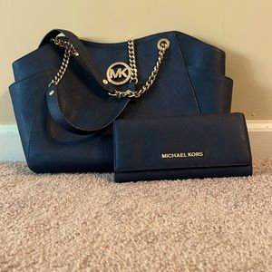 Navy blue Michael Kors purse and wallet